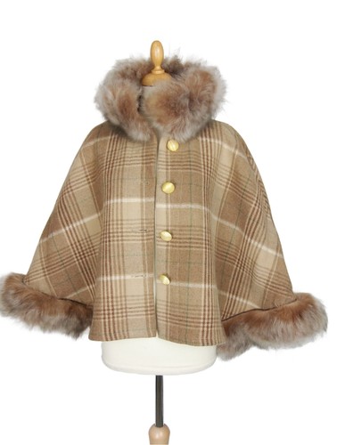 Kleines cape aus - cape,